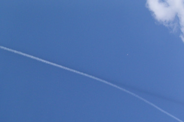 100513_vapor_trail.jpg