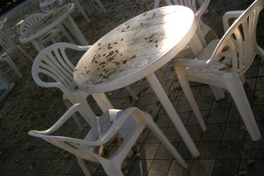 101116_tables_&_chairs.jpg